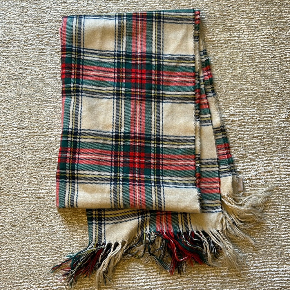 Banana Republic Plaid Scarf NWOT